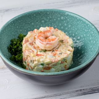 Олів'є з білоногими креветками