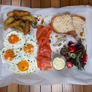 Великий лососевий сніданок (730г)