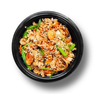 Рис з морепродуктами в імбирно-часниковому соусі - 385 г