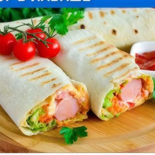 Сосиска в лаваші