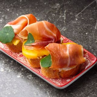 Брускети з прошуто