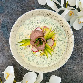 Окрошка з м'ясом телятини (350г)