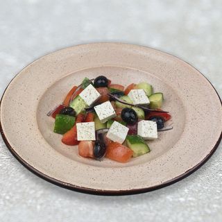 Салат Грецький (200г)