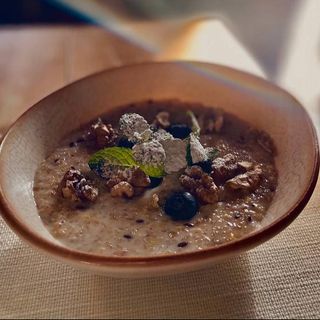 Злакова каша з варенням