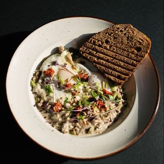 Грибна шакшука