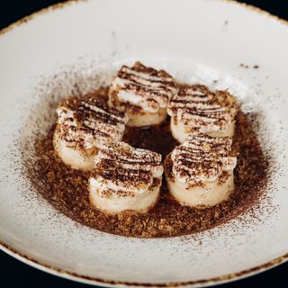 Ніжні домашні сирники тирамісу (270г)