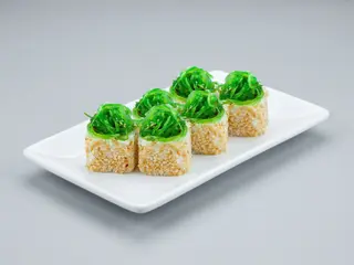Рол Чука з лососем (235г)
