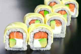 Рол Білий дракон (235г)