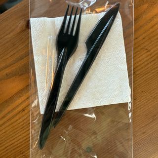 Ніж та виделка