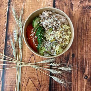 Боул з тунцем