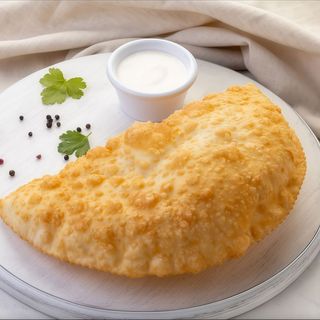 Чебурек з телятиною XL 