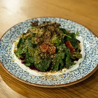 Салат з буряком і мусом з фети (280г)