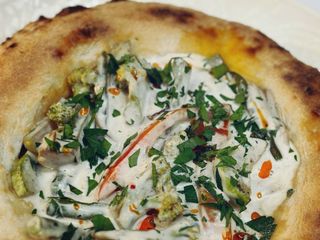 Піца від Донни з овочами Ціна ( 630г )