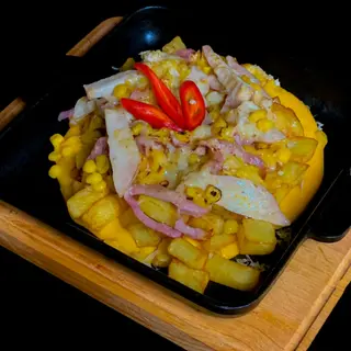 Сковорідка з курячим філе та кукурудзою (380 гр)