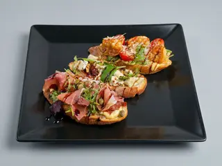 АСОРТІ БРУСКЕТ