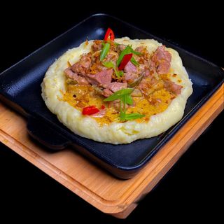 Карторляне пюре з вершковою свининою (370 гр)