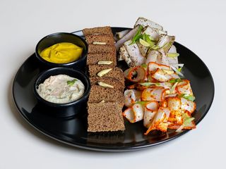 Асорті сала власного посолу (260гр)