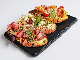 АСОРТІ БРУСКЕТ