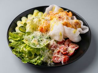 З креветкою та рисовими чіпсами (250 гр)