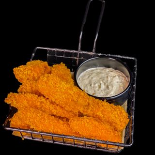 Курячі стріпси з соусом тар-тар