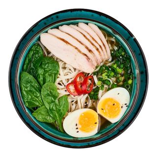 Суп Рамен з куркою су-від (400г)