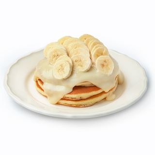 Панкейки з заварними кремом та бананом (300г)