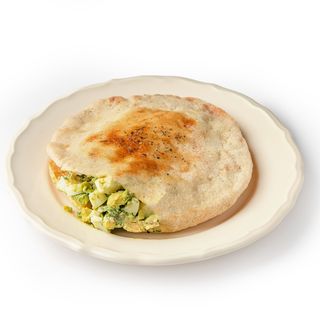 Піта з авокадо та яйцем (280г)