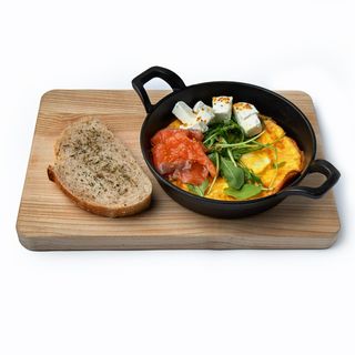 Запечений омлет з лососем