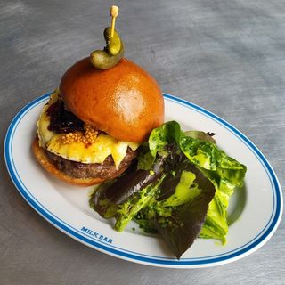 CHEESY BOY BURGER (460 г)