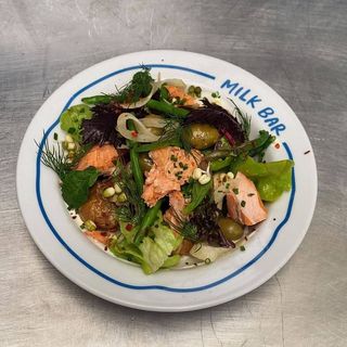 САЛАТ ІЗ ЛОСОСЕМ