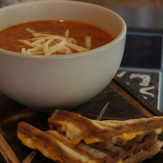 Томатний суп Grilled Cheese (400 мл)