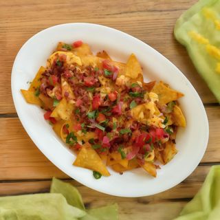 Начос з сиром та беконом