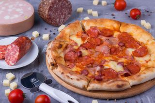Піца М’ясна