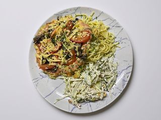 Відбивна з грибами та помідором під сиром,спагетті,ст.Модерн 520г