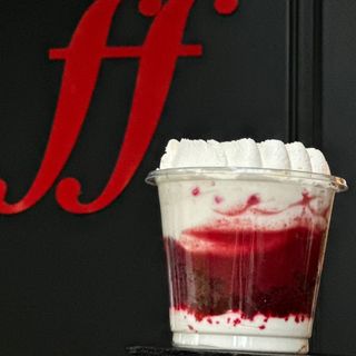 Трайфл "Червоний оксамит"