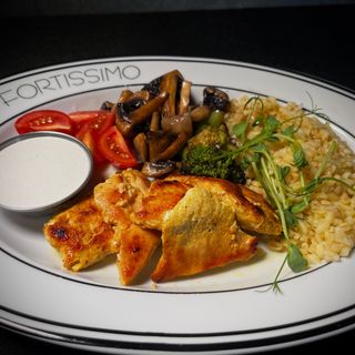 Боул з філе курки (300г)