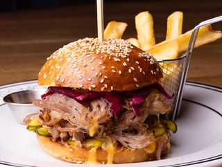 Бургер «PuLLED Pork»