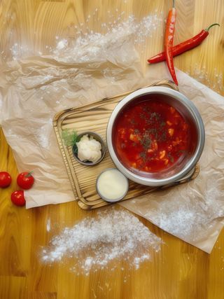 Український борщ (350г)