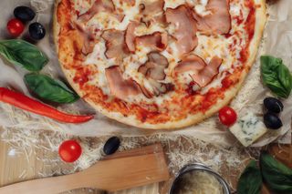 Піца 4 м'яса (200 г)