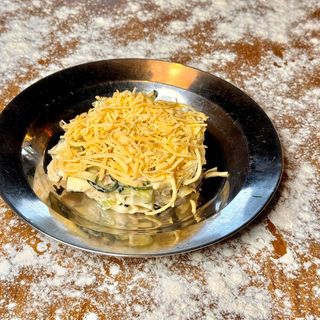 NEW Салат з куркою і ананасом (270г)