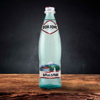Borjomi скло