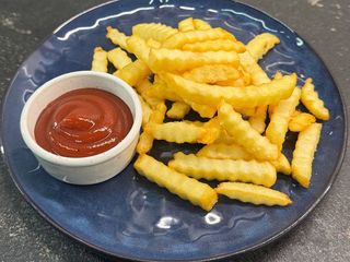 Картопля Фрі з кетчупом