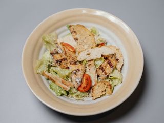 Салат Цезар з куркою (250г)