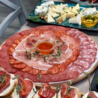 М'ясне плато (200/50 г)