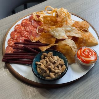 Дошка пивних закусок (250 г)