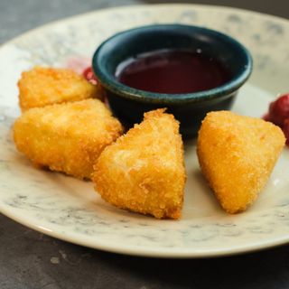 Сир Камембер (80г)