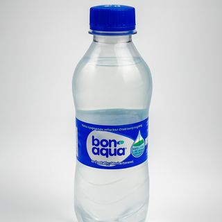 Вода "БонАква" газована/негазована (500мл)