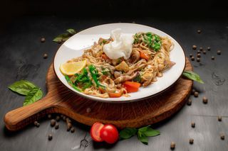 Рисова лапша по-тайськи (300г)