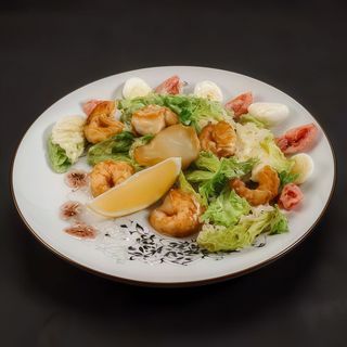 Теплий салат з чукою та креветками (250 г)