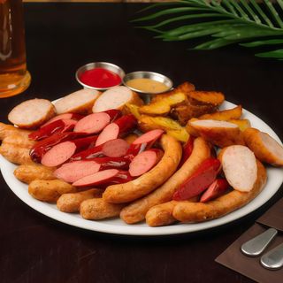 Ковбаски для компанії (720/200/50/50 г)